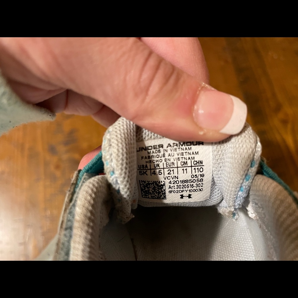 Kids shoes